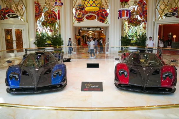 Казино Слотс ъф Вегас Android/iOS приложение